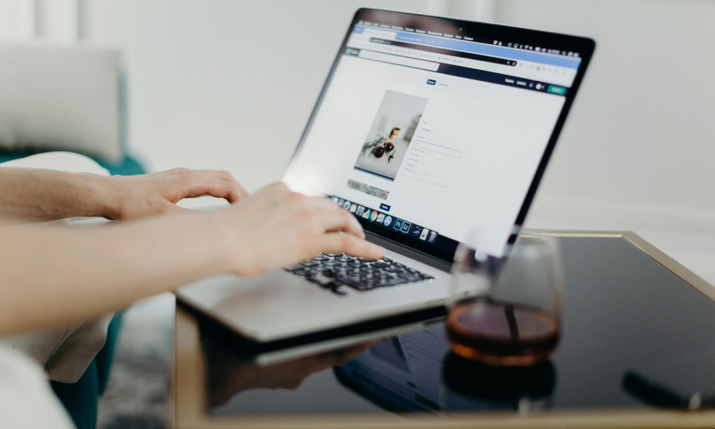 A Post Luxuryinteriors.org Blog